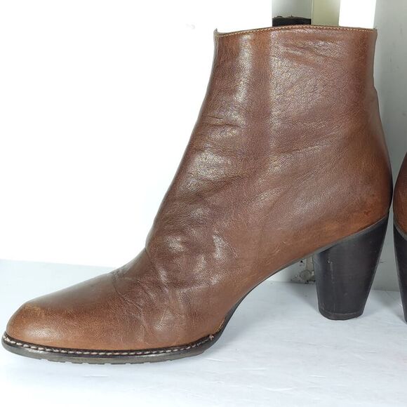 Stuart Weitzman Women's US 10M Brown Cognac Soft Leather Side Zip Ankle Boots - Picture 6 of 16